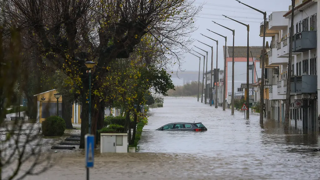 Starkregen und Evakuierungen in Spanien und Portugal