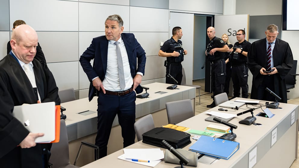 Erneut Ärger für Björn Höcke wegen umstrittener Äußerungen im Thüringer Parlament