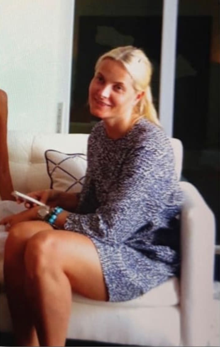 Kronprinzessin Mette-Marit entschuldigt sich für Epstein-Kontakte