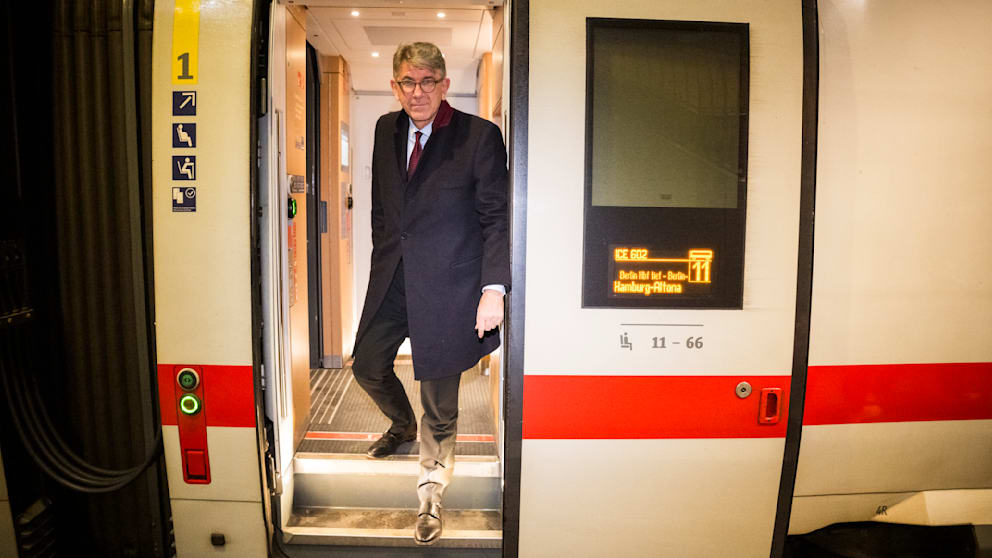 Eis-Chaos in Deutschland: Verkehrsprobleme und ihre Auswirkungen auf politische Ereignisse