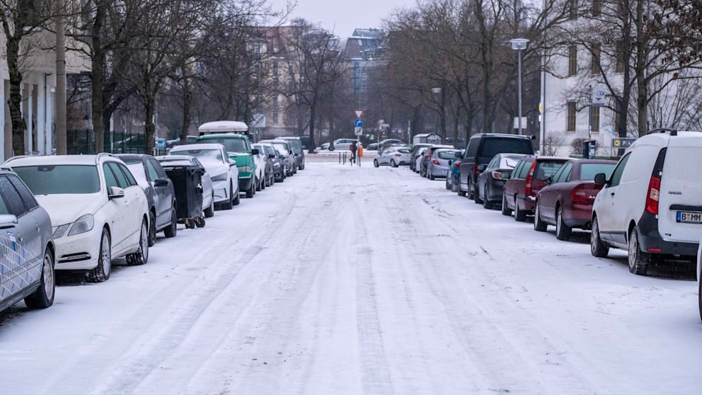 Die Debatte um Streusalz und das Verbandsklagerecht in Berlin