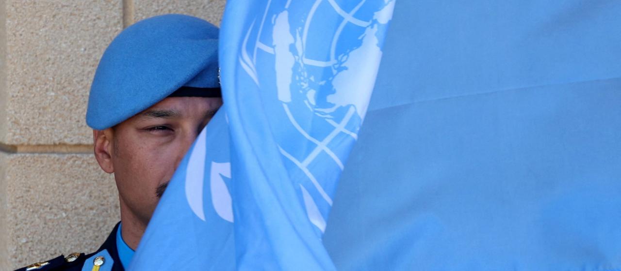 Herausforderungen bei Internationalen Friedenseinsätzen