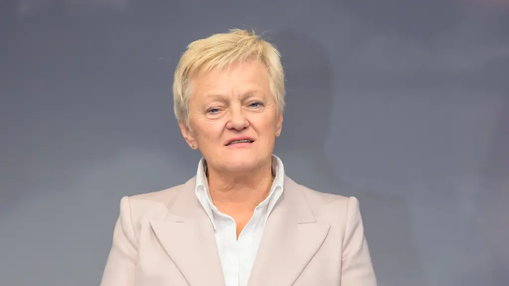 Renate Künast entdeckt NSDAP-Vergangenheit ihres Vaters