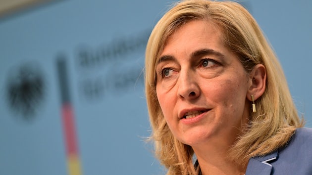 Reformpläne und Herausforderungen der Pflegeversicherung in Deutschland