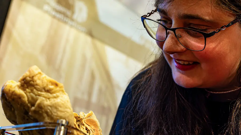 Plastination als Erinnerung an den Überlebenskampf