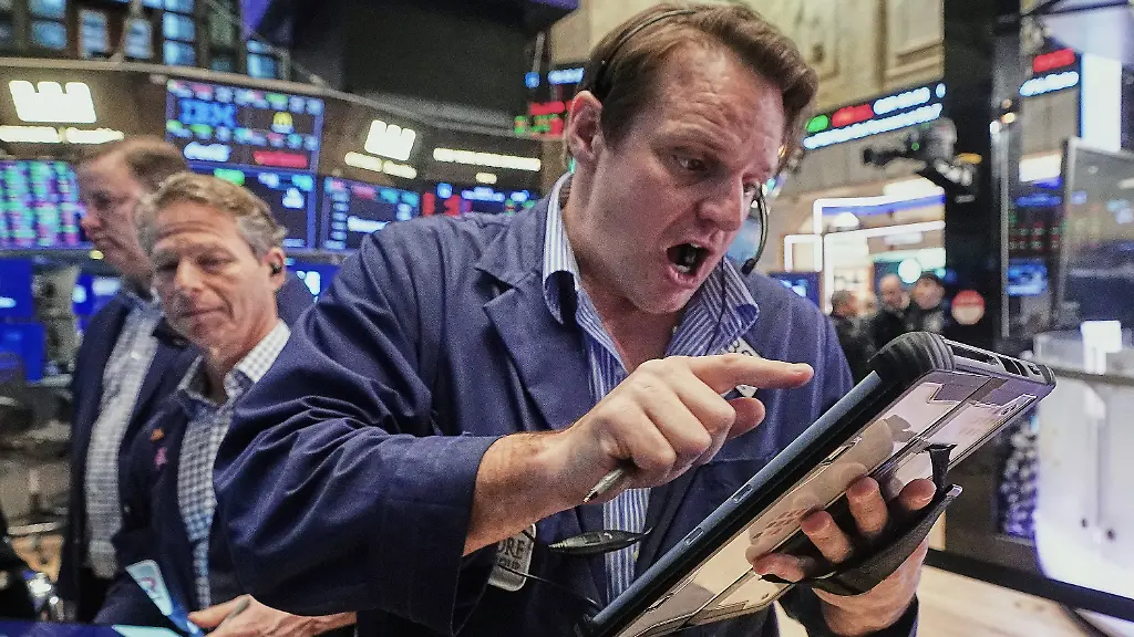 Wall Street auf Rekordhoch dank Dell und Iran-Hoffnungen