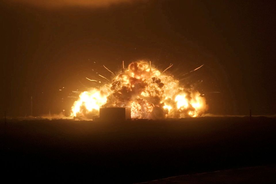 Explosion der New-Glenn-Rakete: Wiederaufbau der Startrampe wird Monate dauern
