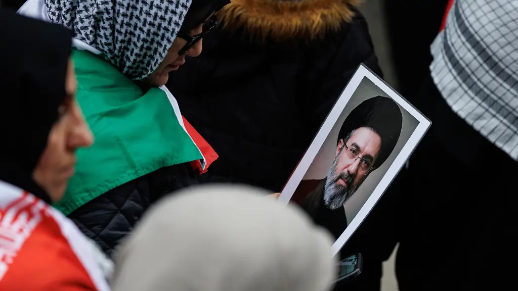 Iran dementiert Gerüchte über Chameneis Gesundheitszustand