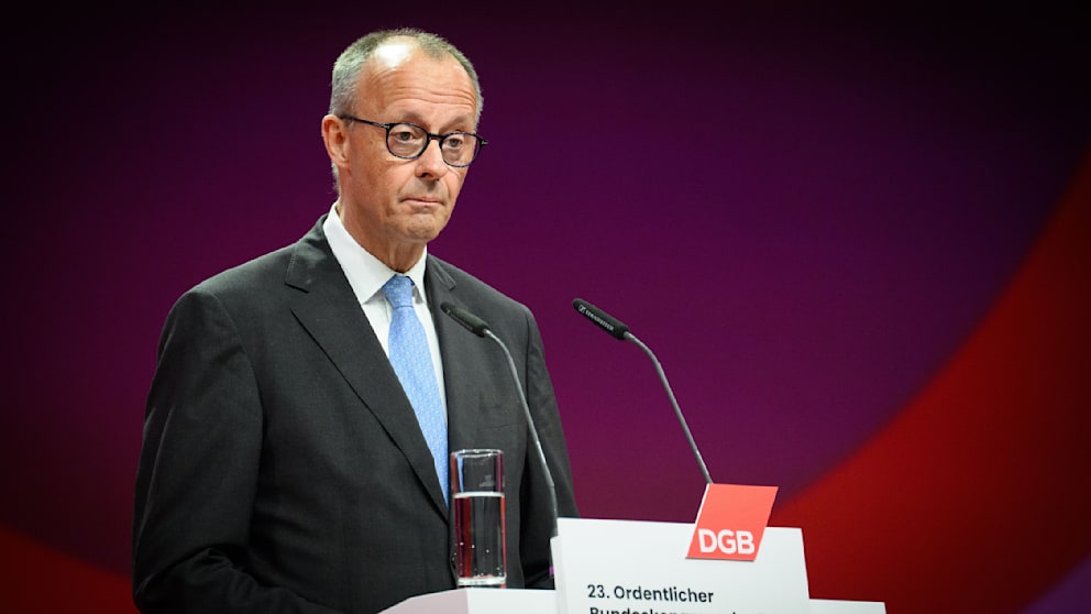 Buh-Rufe und Pfiffe für Merz: Forderung nach Durchgreifen des Kanzlers