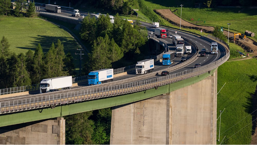 Demonstration führt zur Sperrung der Brenner-Autobahn in Österreich und Italien
