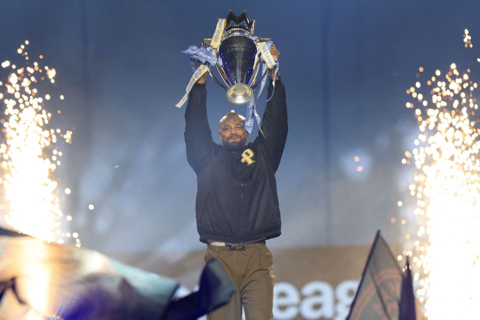 Vincent Kompany bei Pep Guardiolas Abschiedsfeier