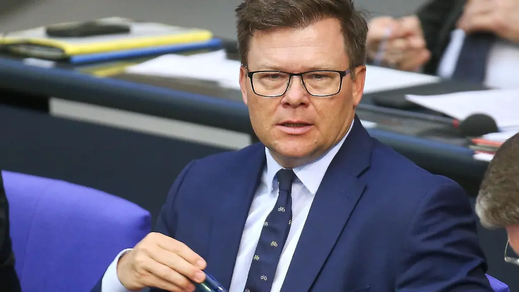 Verbot von Einweg-Vapes: Umweltminister kündigt Maßnahmen an