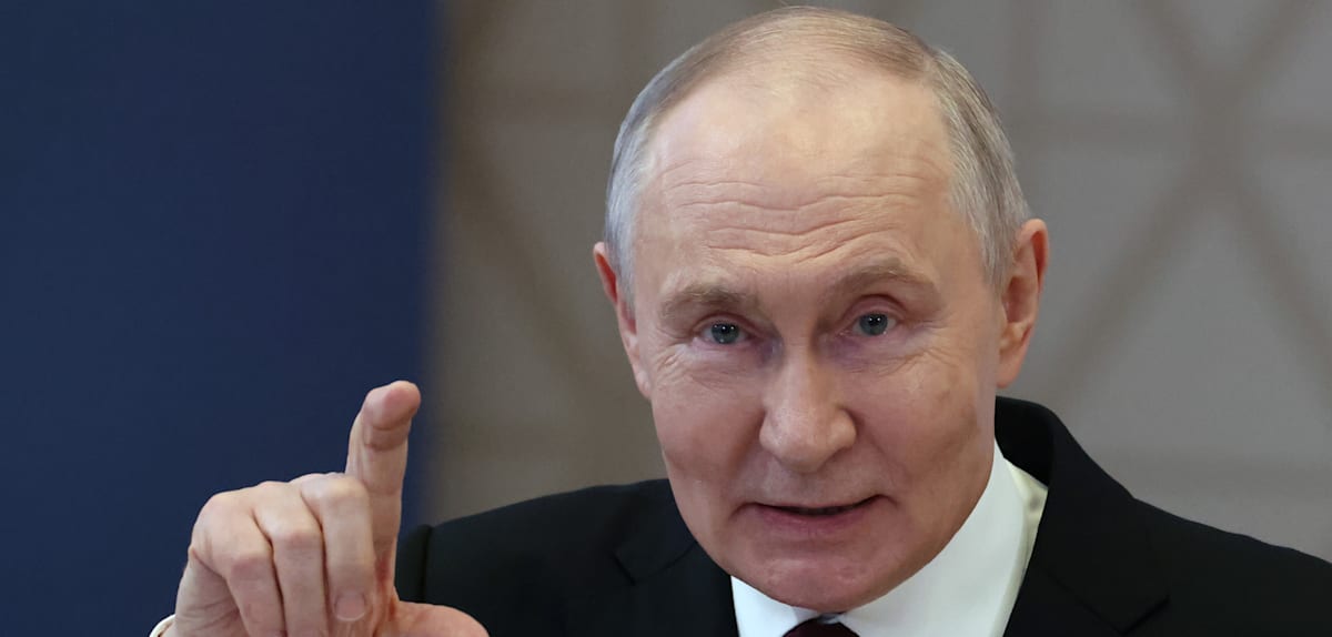 Putin schlägt Schröder als Vermittler im Ukraine-Krieg vor