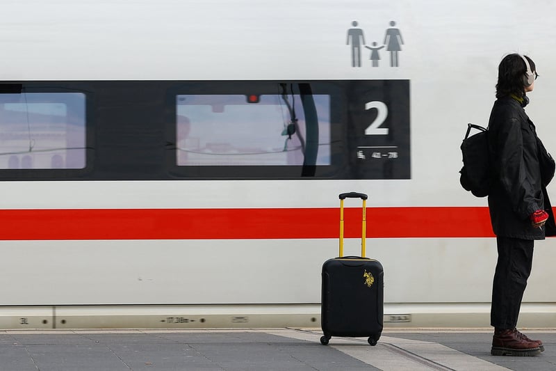 Deutsche Bahn: Zweifel an der Pünktlichkeit im Fernverkehr
