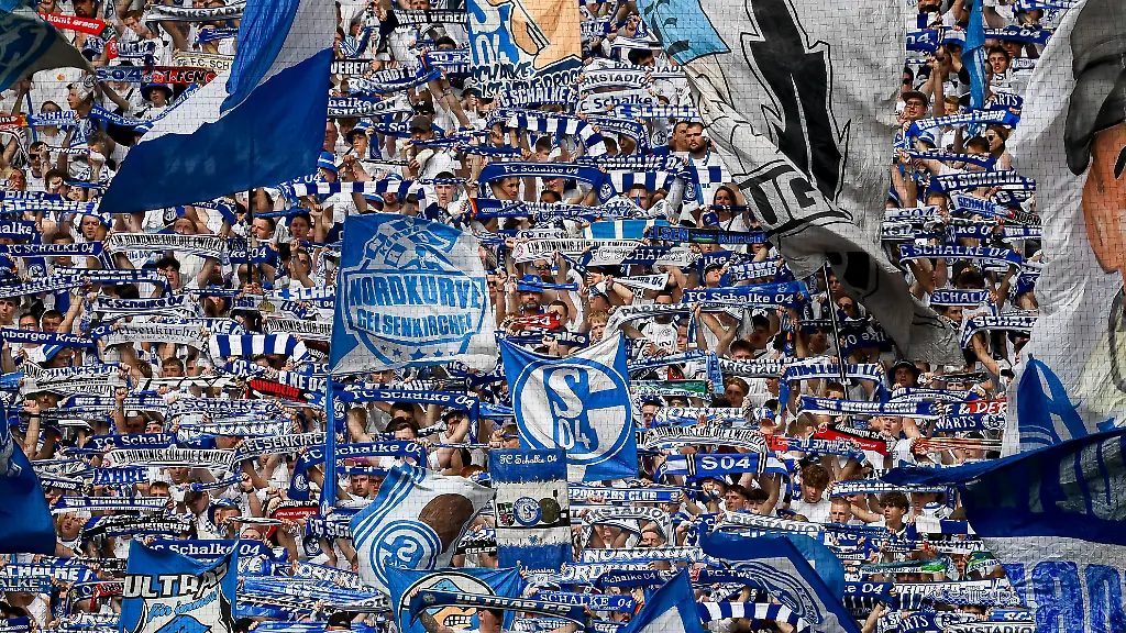 Verdacht auf Missbrauch durch Schalke-Jugendtrainer