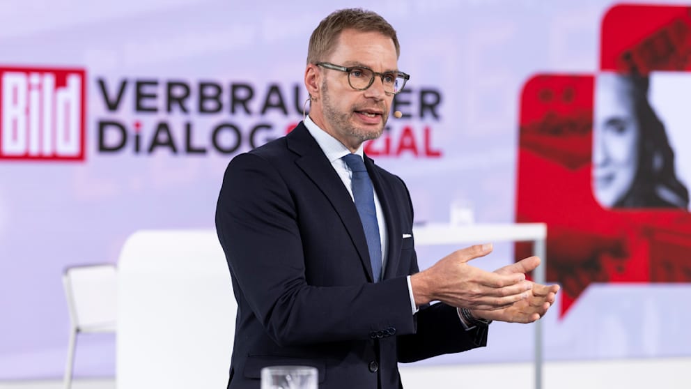 Kunden zahlen hohe Strompreise: Experten diskutieren beim Bild-Verbraucherdialog