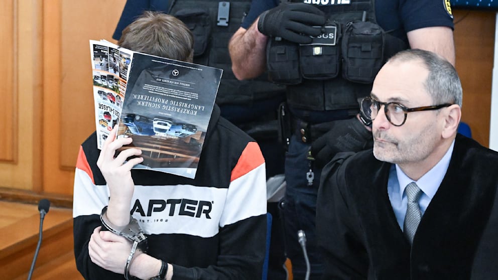 Jugendlicher wegen Mordes nach tödlichem Vorfall verurteilt