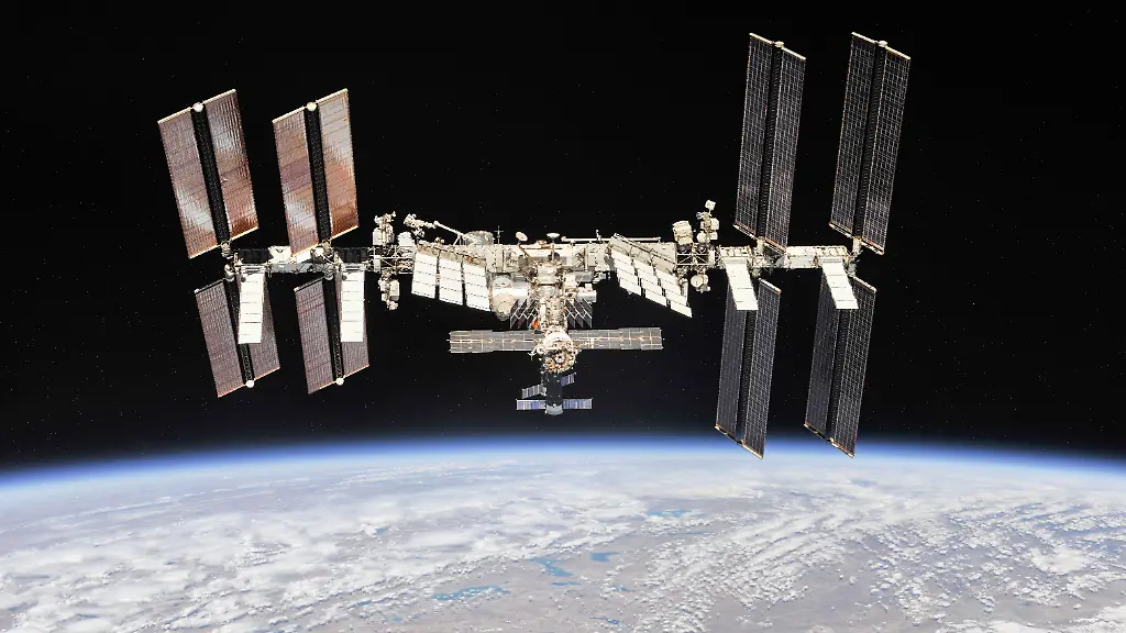 Astronauten der ISS evakuiert wegen Lecks