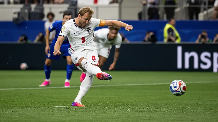 Kane führt England zum Sieg im torreichen WM-Auftakt gegen Kroatien