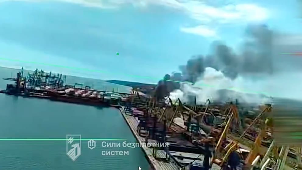 Ukraine greift russisch besetzten Hafen in Mariupol an