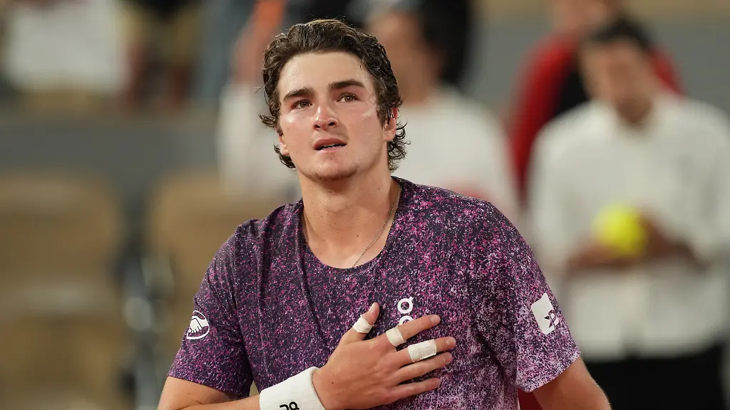 Joao Fonseca besiegt Casper Ruud bei den French Open