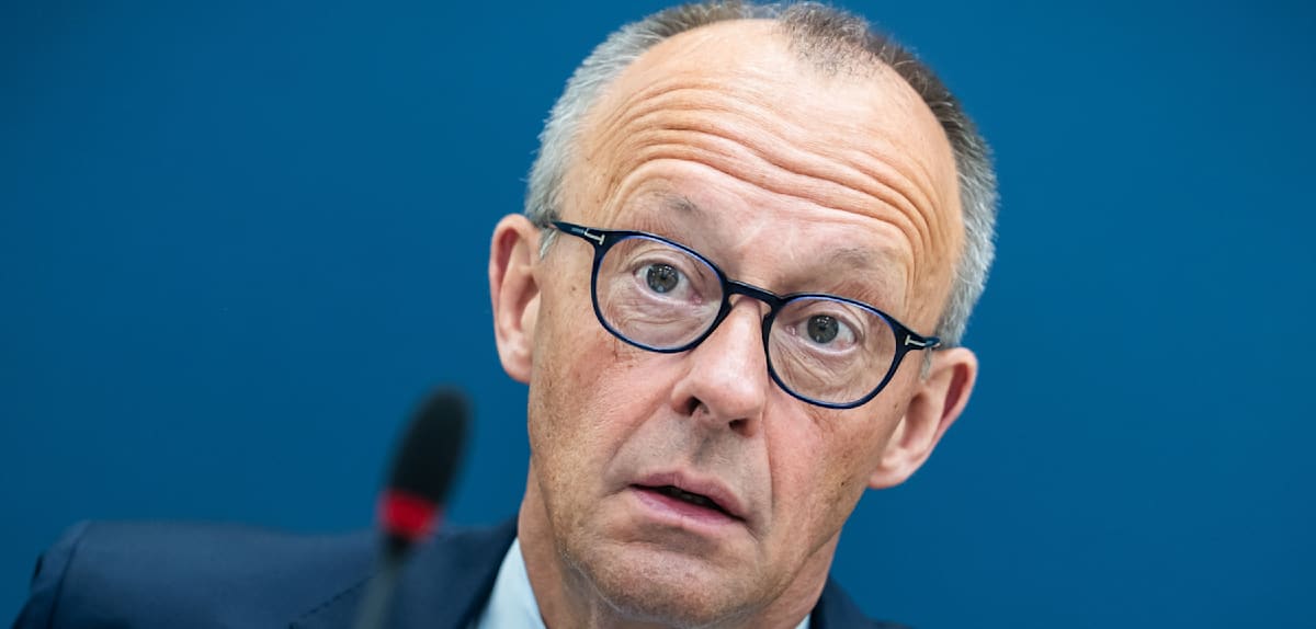 Mehrheit in Deutschland unterstützt Politikerbeleidigung als Straftat