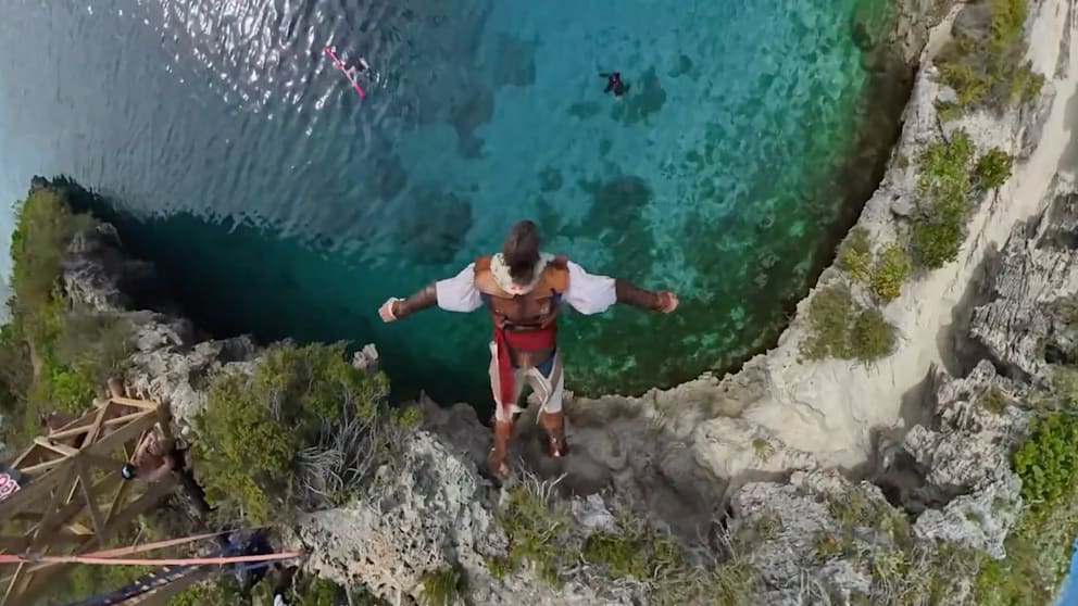 Stuntman stellt neuen Weltrekord im „Assassin’s Creed“ Sprung auf