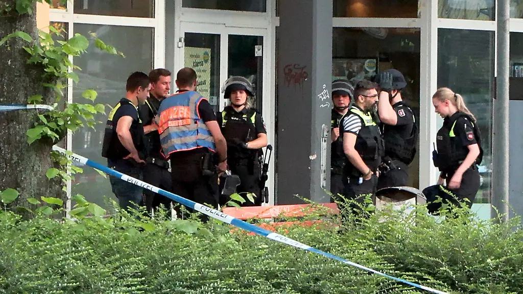 Schüsse in Buxtehude versetzen Stadt in Aufruhr