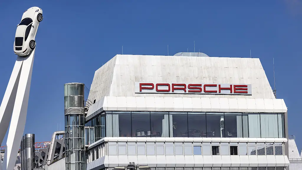 Porsche-Aktionäre fordern Neuausrichtung