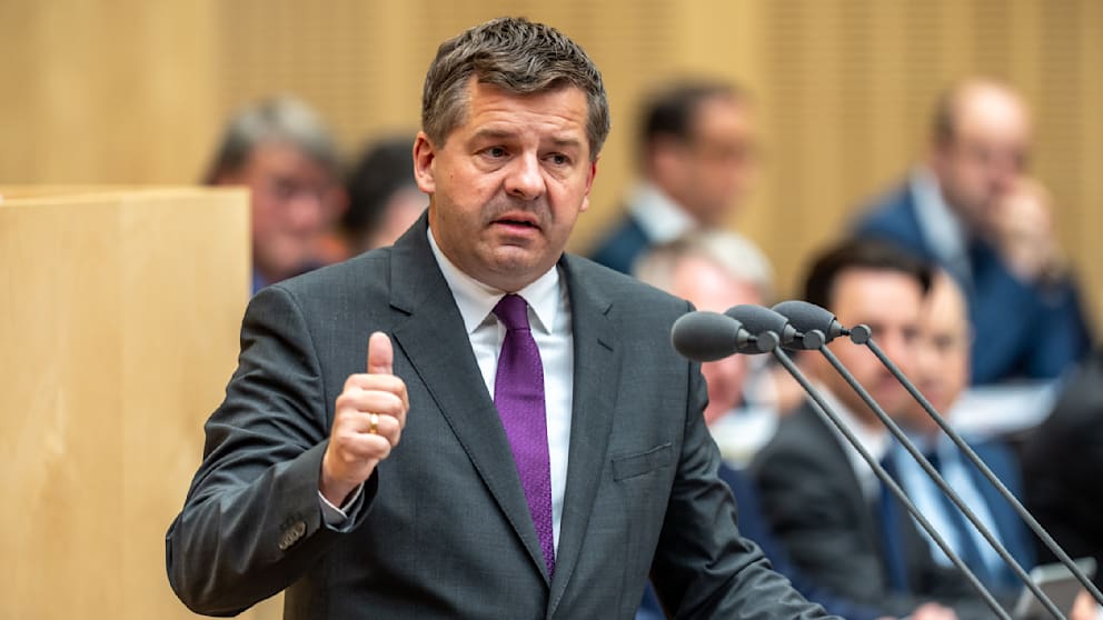 Wahlen in Sachsen-Anhalt: Wahlkampf und Umfragen