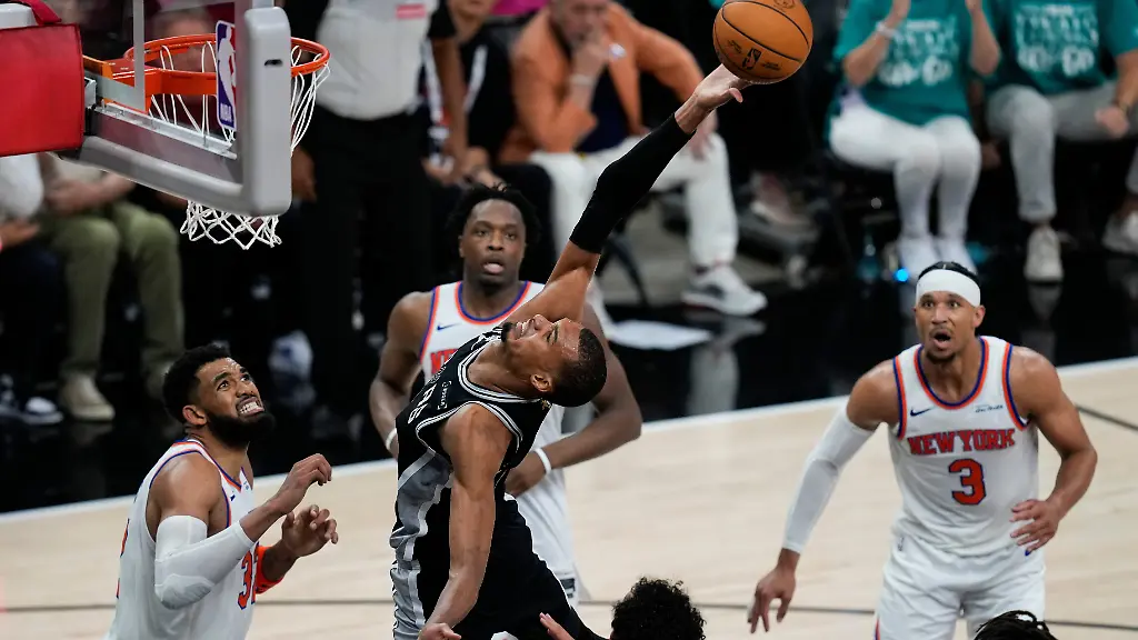 New York Knicks gewinnen erstes Spiel der NBA-Finals gegen San Antonio Spurs