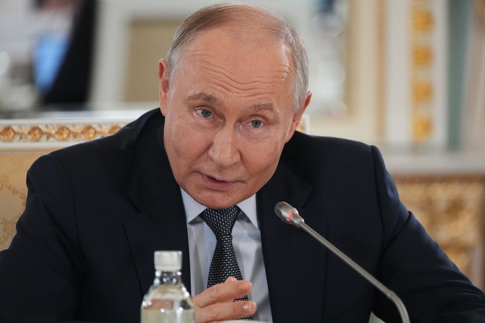 Putin und Selenskyj: Rufe zu einem direkten Treffen für Frieden