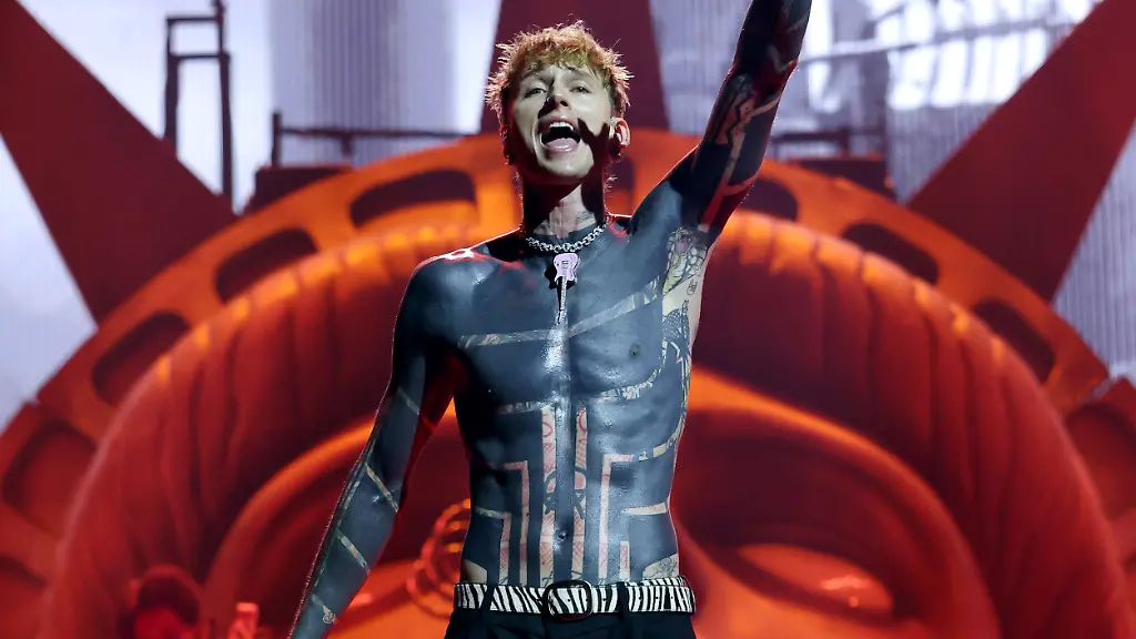 MGKs Radikaler Neuanfang: Die Folgen eines Blackout-Tattoos