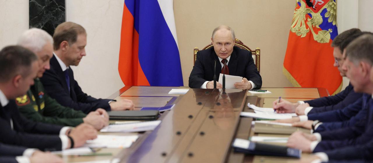 Putin gesteht Engpässe bei Treibstoff nach ukrainischen Angriffen