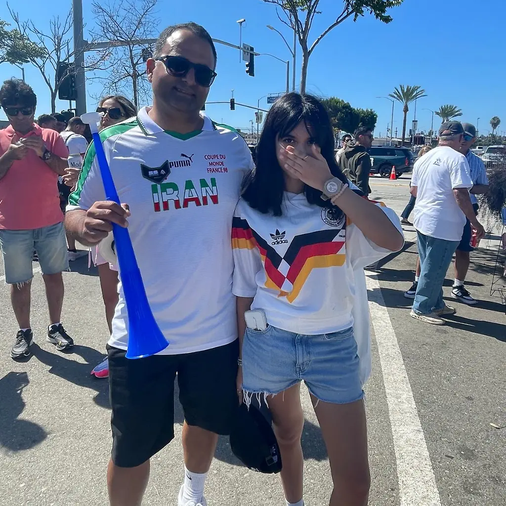 Zerrissenheit und Proteste beim WM-Spiel des Iran