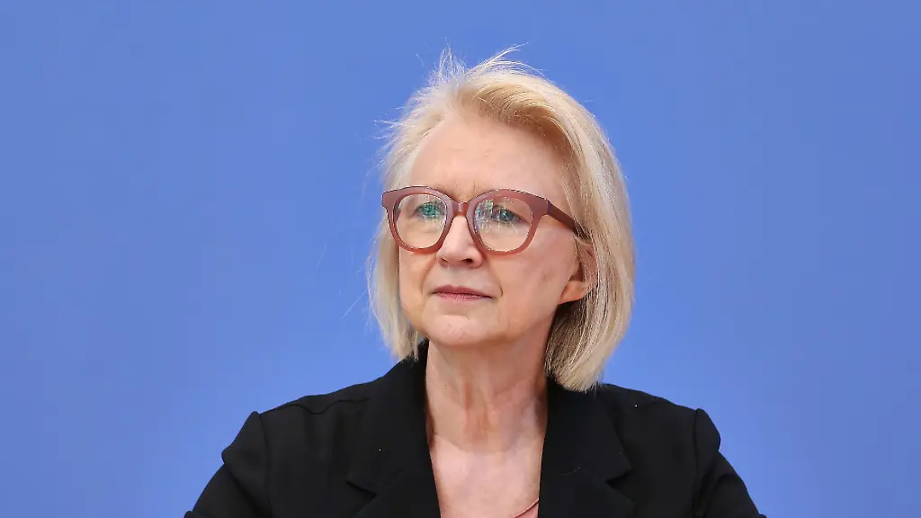 Wirtschaftsweise Monika Schnitzer fordert Überprüfung von Steuervergünstigungen
