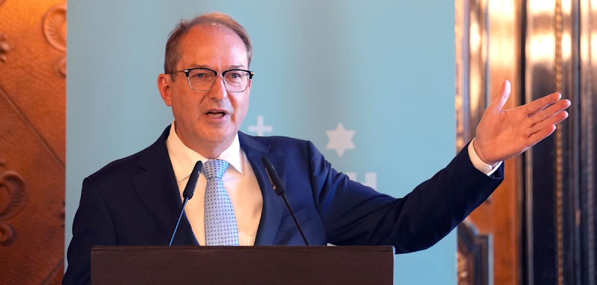 Dobrindt verteidigt Abschiebungen afghanischer Straftäter