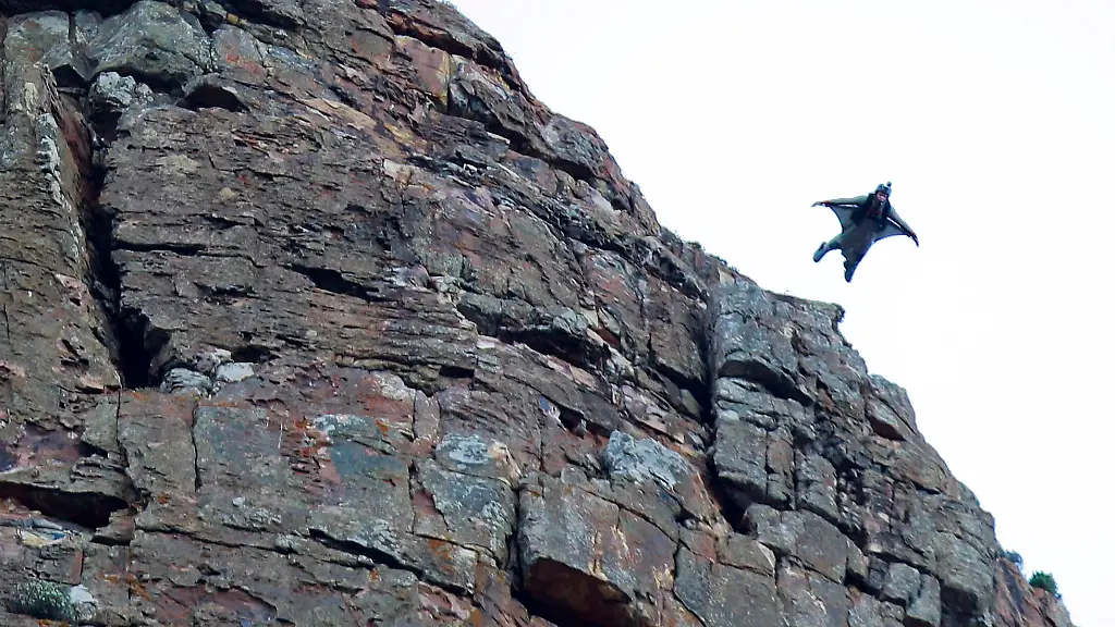 Tragisches Unglück beim Wingsuit-Fliegen in der Schweiz