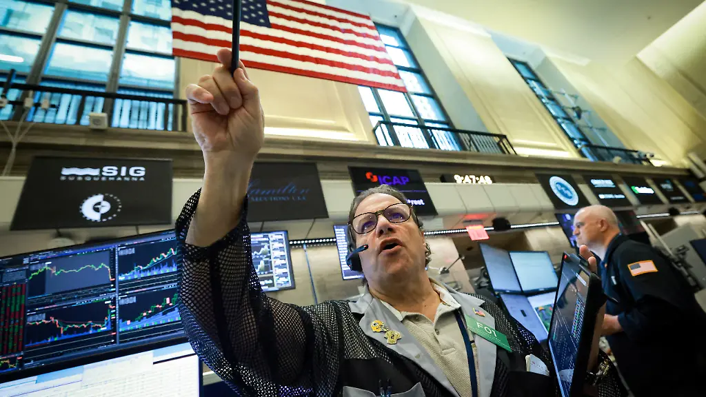 Nasdaq unter Druck: Technologiemarkt in Bewegung
