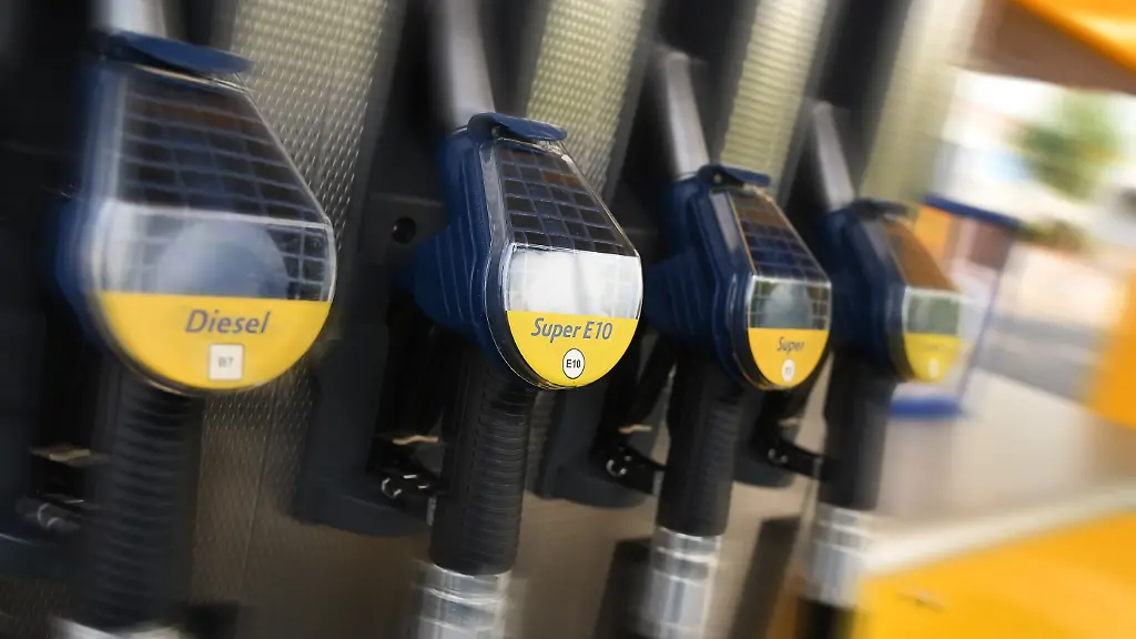 Analyse zeigt Effektivität des Tankrabatts auf Krafstoffpreise