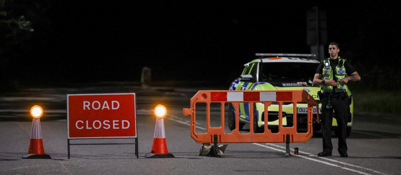 Zusammenstoß zweier Züge bei London: Ein Toter und zahlreiche Verletzte