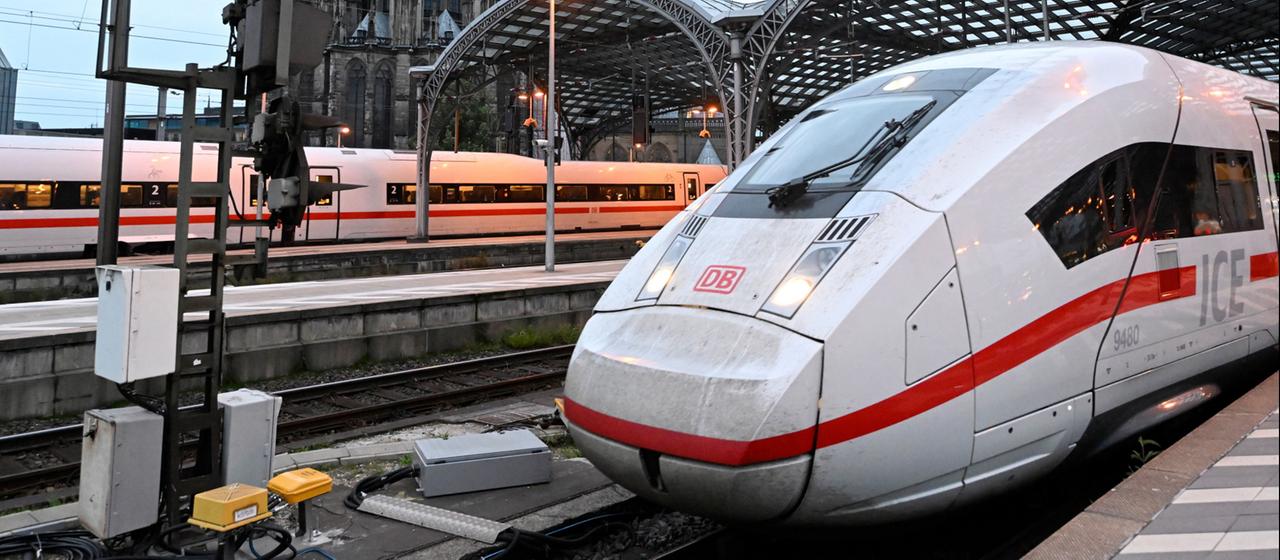 Bahnverkehr in ganz Deutschland wegen Funkproblemen eingestellt