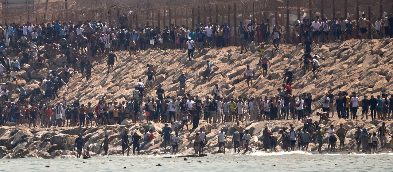 Spanien reagiert auf Migrantenansturm in Ceuta