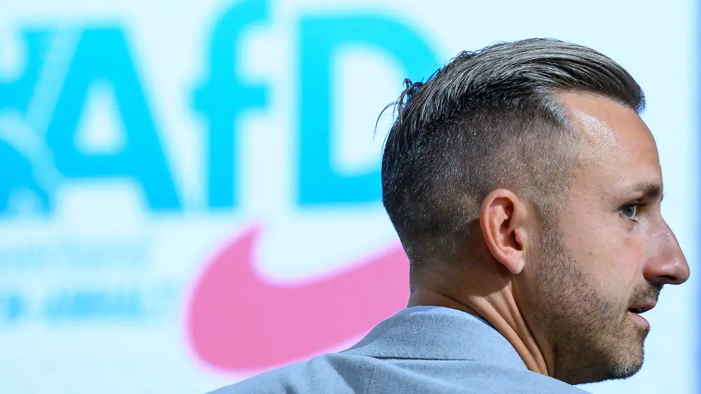 Vorbereitungen auf AfD-Sieg in Sachsen-Anhalt: Herausforderungen und Strategien