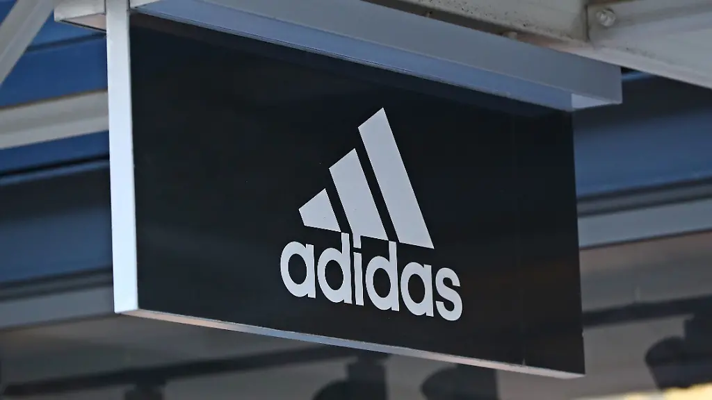 Adidas’ korrigierte Wachstumsprognose trifft auf Ablehnung der Investoren