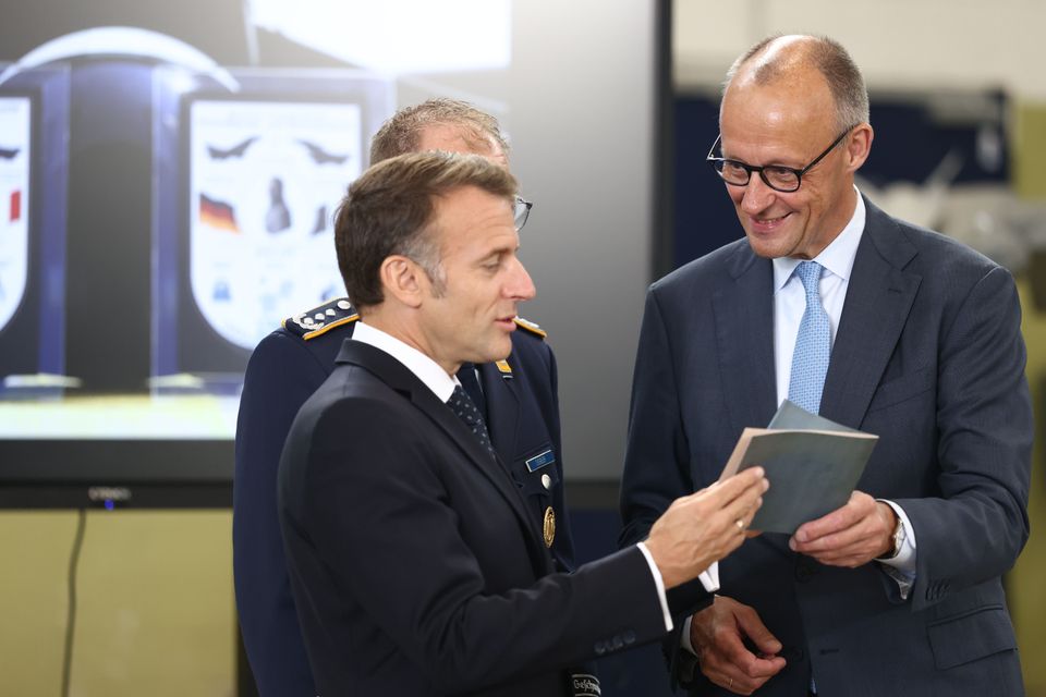 Friedrich Merz in der Sommerpause: Bücher und Politik