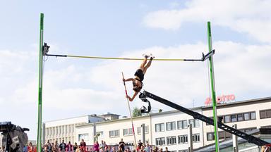 Überraschende Wende im Stabhochsprung: Metzger holt den Titel in Hannover