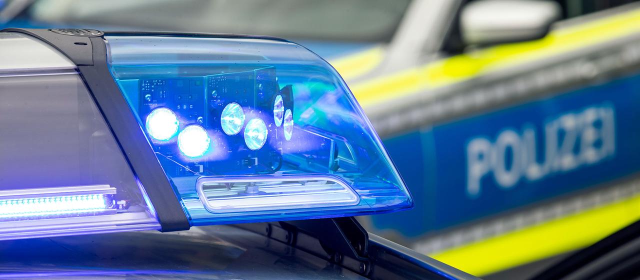 Großeinsatz der Polizei bei Bank in Regensburg