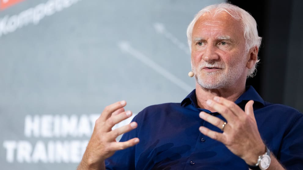 Rudi Völler erwägt Rücktritt nach WM-Blamage