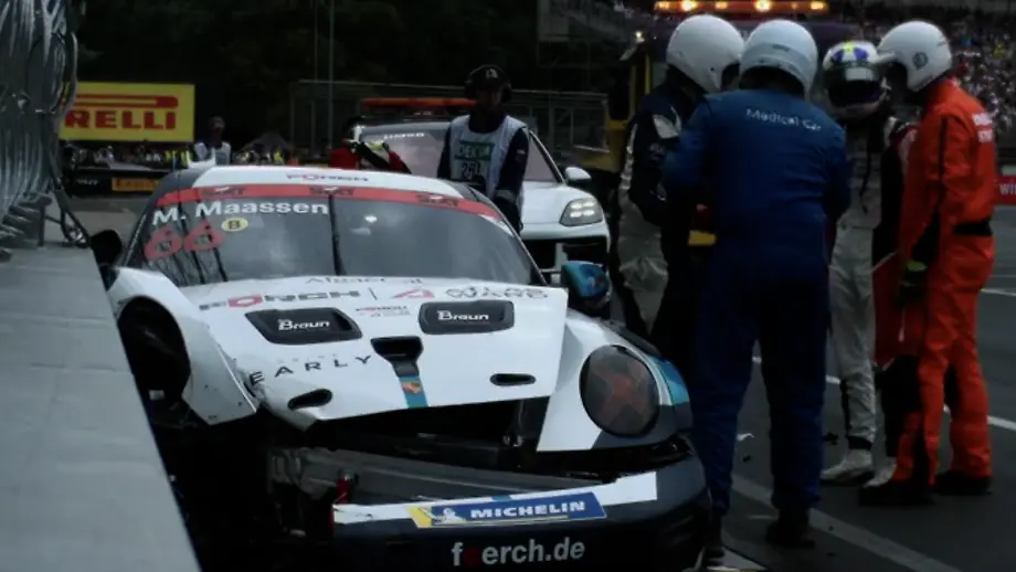 Unfälle und Zweikampf beim Porsche Carrera Cup am Norisring
